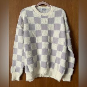 Women’s super soft sweater